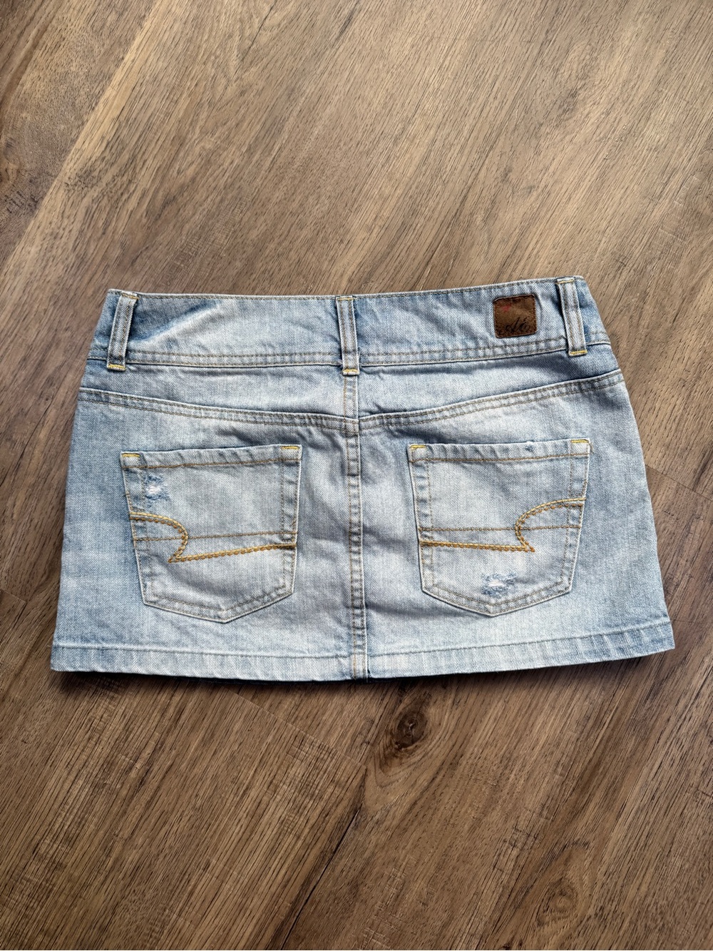 American Eagle Vintage Denim Mini Skirt Sz 2 Distressed Y2K - Picture 8 of 11